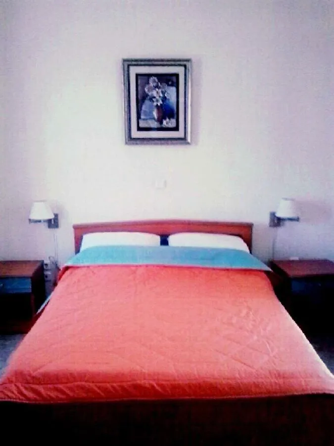 M&L Studios Valeriános Apartmán